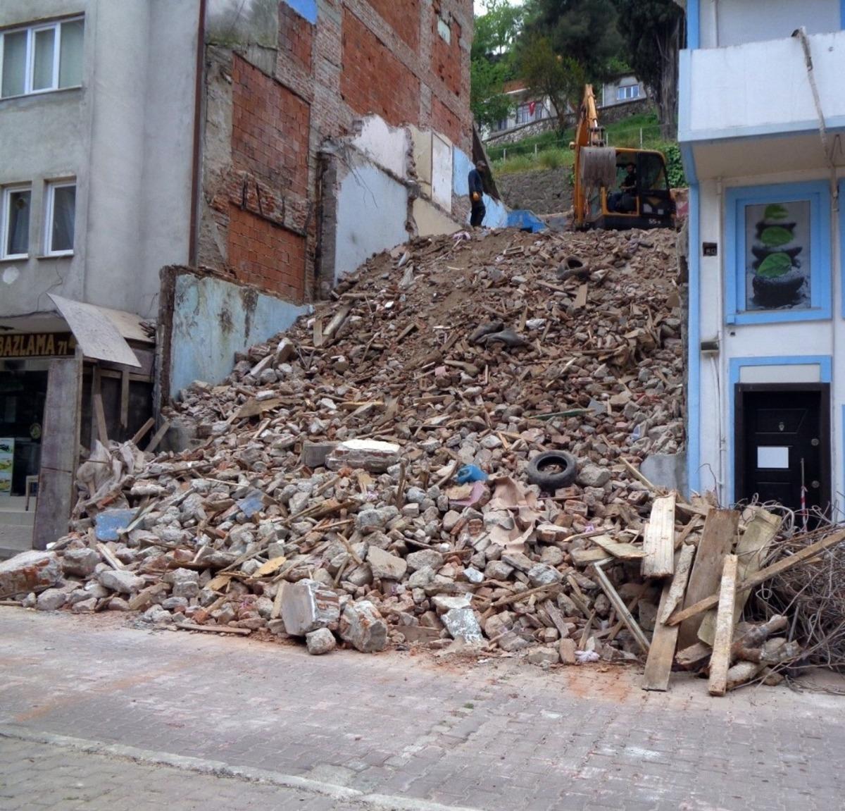 Osmangazi&rsquo;de metruk bina kalmayacak