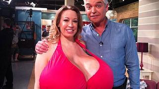 Dünyanın En Büyük Göğüslü Kadını