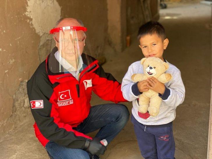 Türk Kızılay Bursa salgınla mücadele günlerini evlerinde geçiren çocukları unutmadı G3