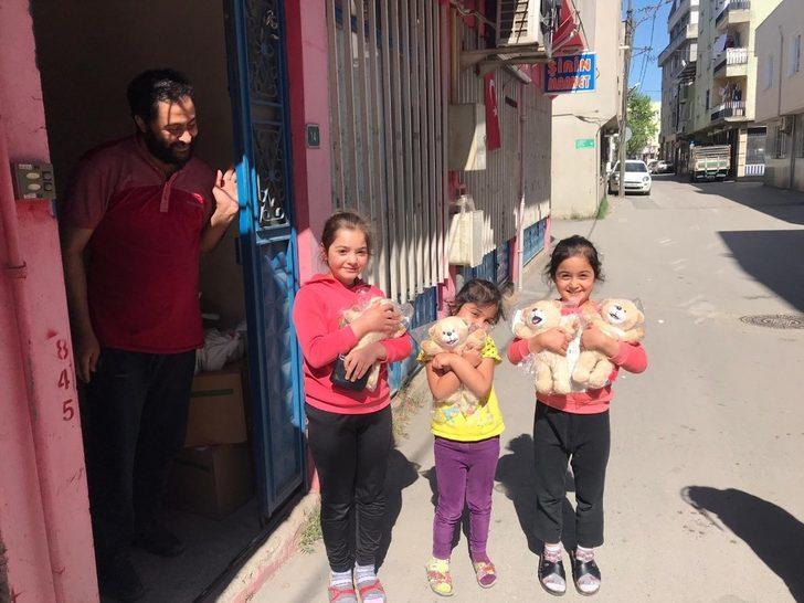 Türk Kızılay Bursa salgınla mücadele günlerini evlerinde geçiren çocukları unutmadı G4