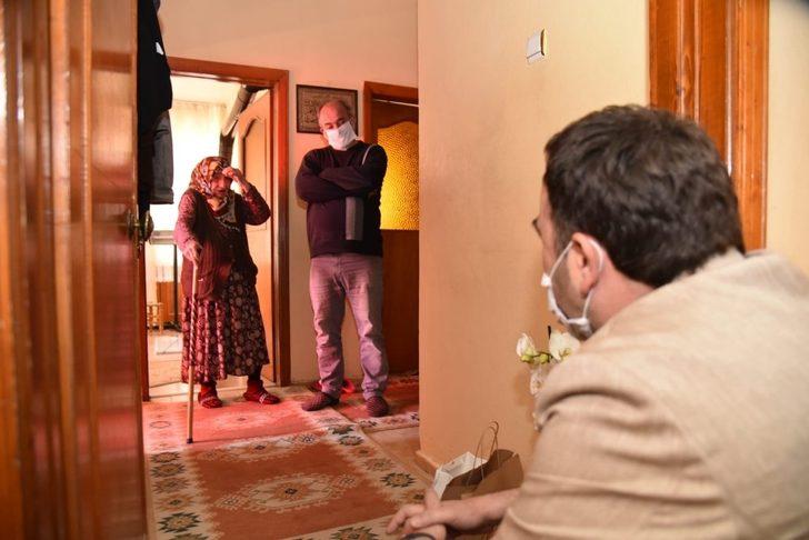 Başkan Özlü vefakâr anneleri unutmadı G1