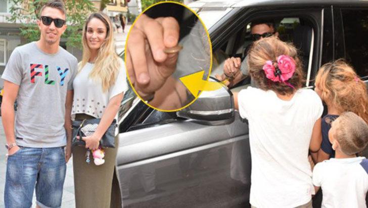 Muslera'dan 1 liralık bayram harçlığı G1