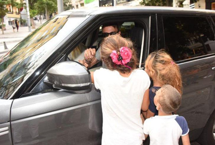 Muslera'dan 1 liralık bayram harçlığı G2