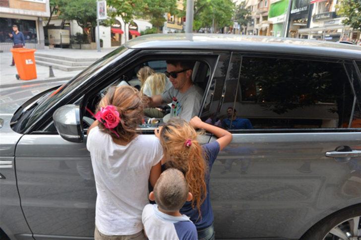 Muslera'dan 1 liralık bayram harçlığı G4