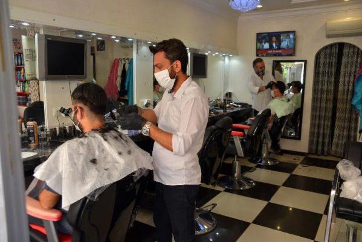 Adana'da berbere giden 16 yaşındaki çocuk tıraş olamadı G1