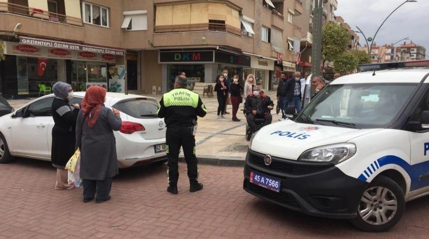 Engelli rampalarına park eden ara&ccedil;lara af yok