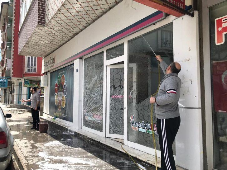 Esnaf, bahar ve korona temizliğini birleştirdi G3