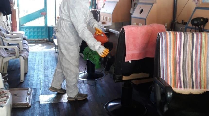 H&uuml;y&uuml;k&rsquo;te belediye tarafından berber ve kuaf&ouml;r salonları dezenfekte edildi