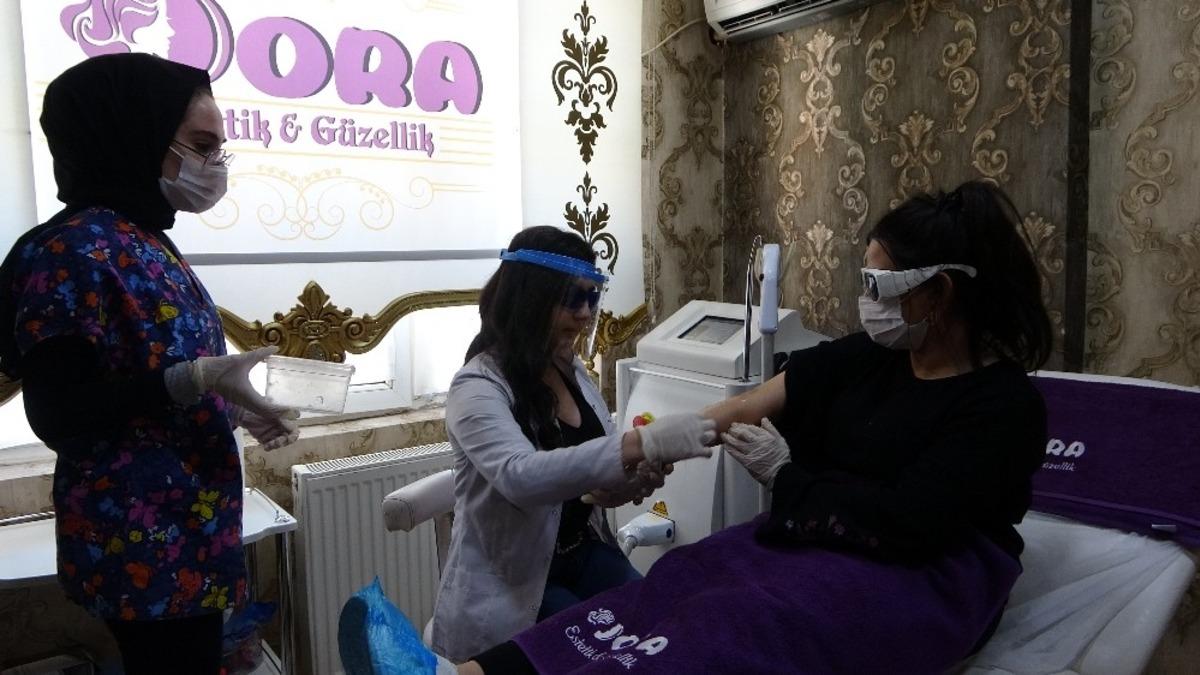 Berber, kuaf&ouml;r ve g&uuml;zellik merkezleri hizmete başladı