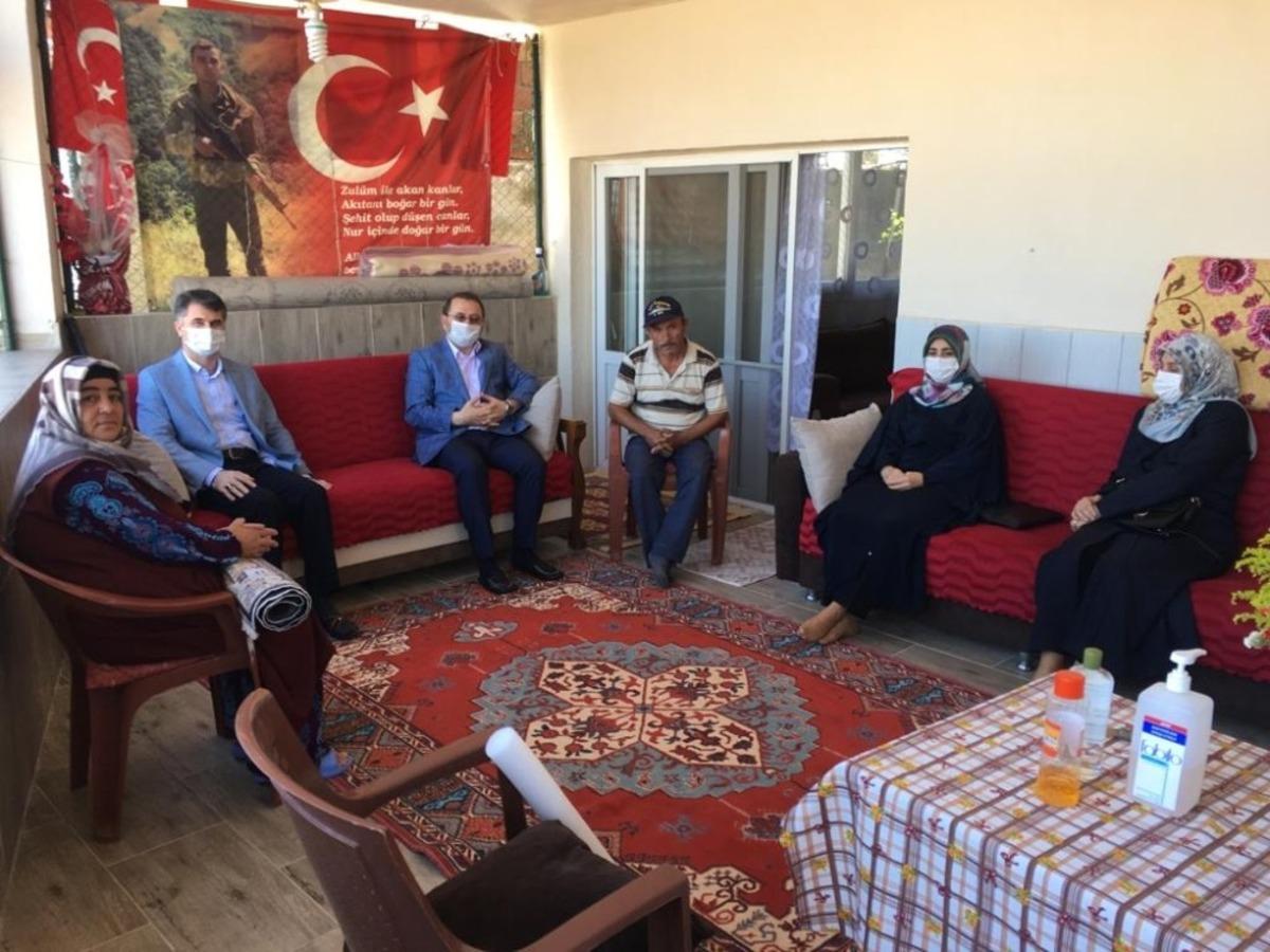 M&uuml;ft&uuml; Kondi şehit annelerini unutmadı