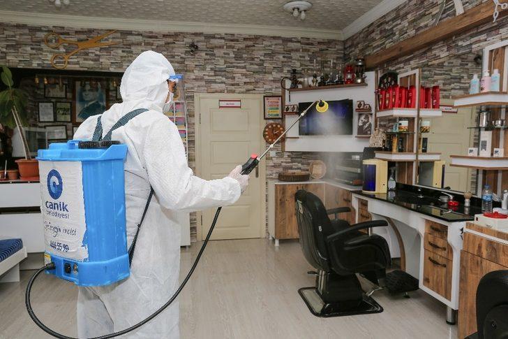 Sandıkçı’dan berber ve kuaför esnafına destek G4