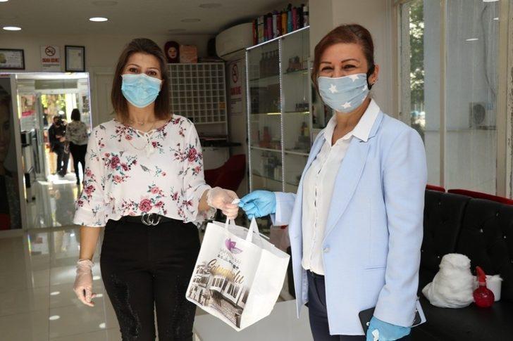 Safranbolu’da berber ve kuaförlere temizlik kiti dağıttı G2