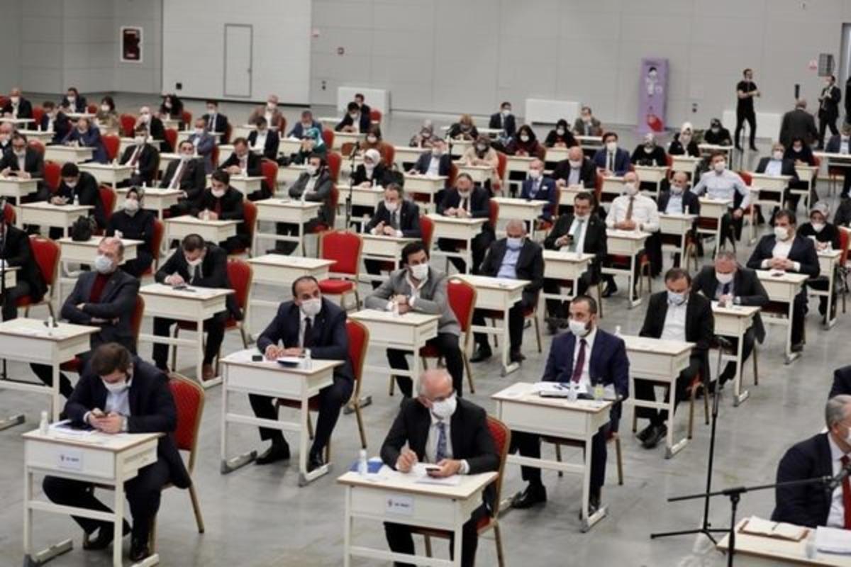 İBB Meclisi olağan&uuml;st&uuml; toplandı