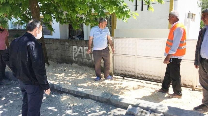 Başkan Kılın&ccedil;, kaldırım &ccedil;alışmalarını inceledi