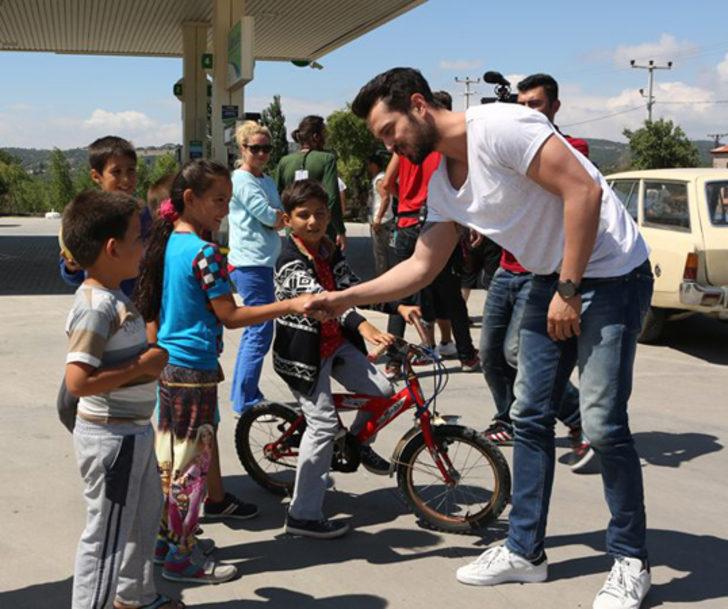 Hayranlardan film setine baskın G3