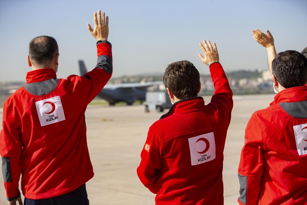 T&uuml;rkiye'den Arnavutluk ve Kuzey Makedonya'ya tıbbi yardım