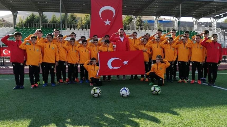 Yerköyspor karantina günlerinde boş durmuyor