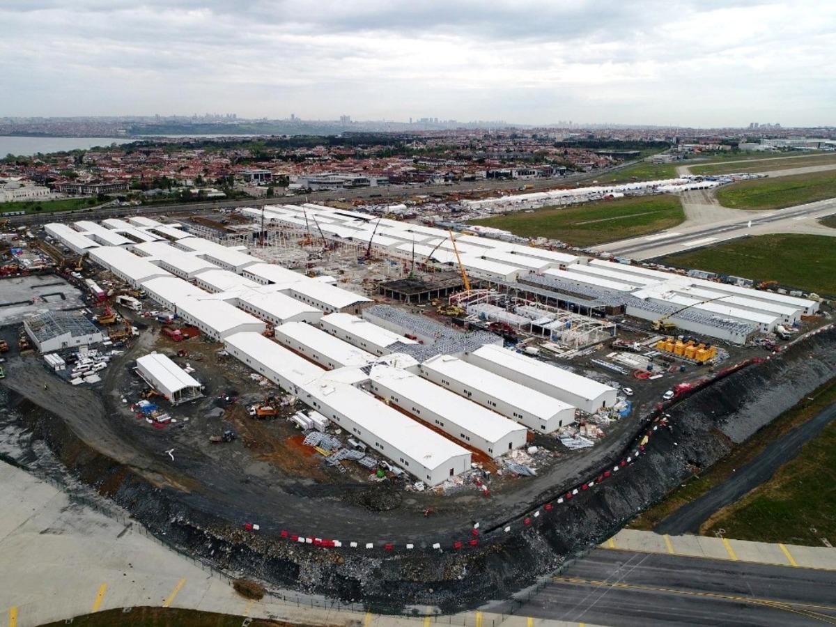 İstanbul&rsquo;daki sahra hastanelerinin sandvi&ccedil; panel &uuml;r&uuml;nleri Teknopanel&rsquo;den