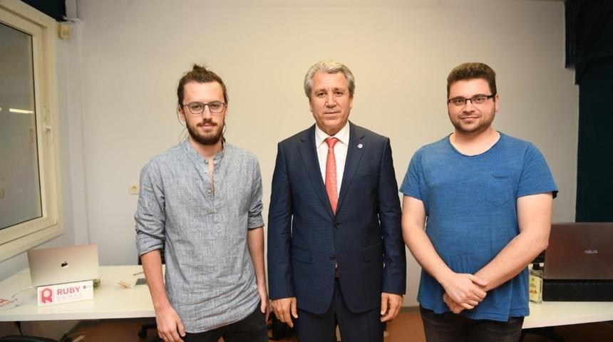 Ege Teknoparklı girişimcinin geliştirdiği oyun en çok indirilen oyun oldu