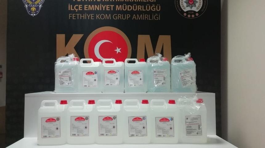 Fethiye&rsquo;de ka&ccedil;ak t&uuml;t&uuml;n ve alkol operasyonu