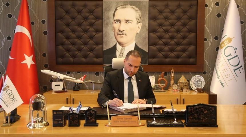 Niğde Belediye Başkanı Emrah &Ouml;zdemir&rsquo;in Engelliler Haftası mesajı