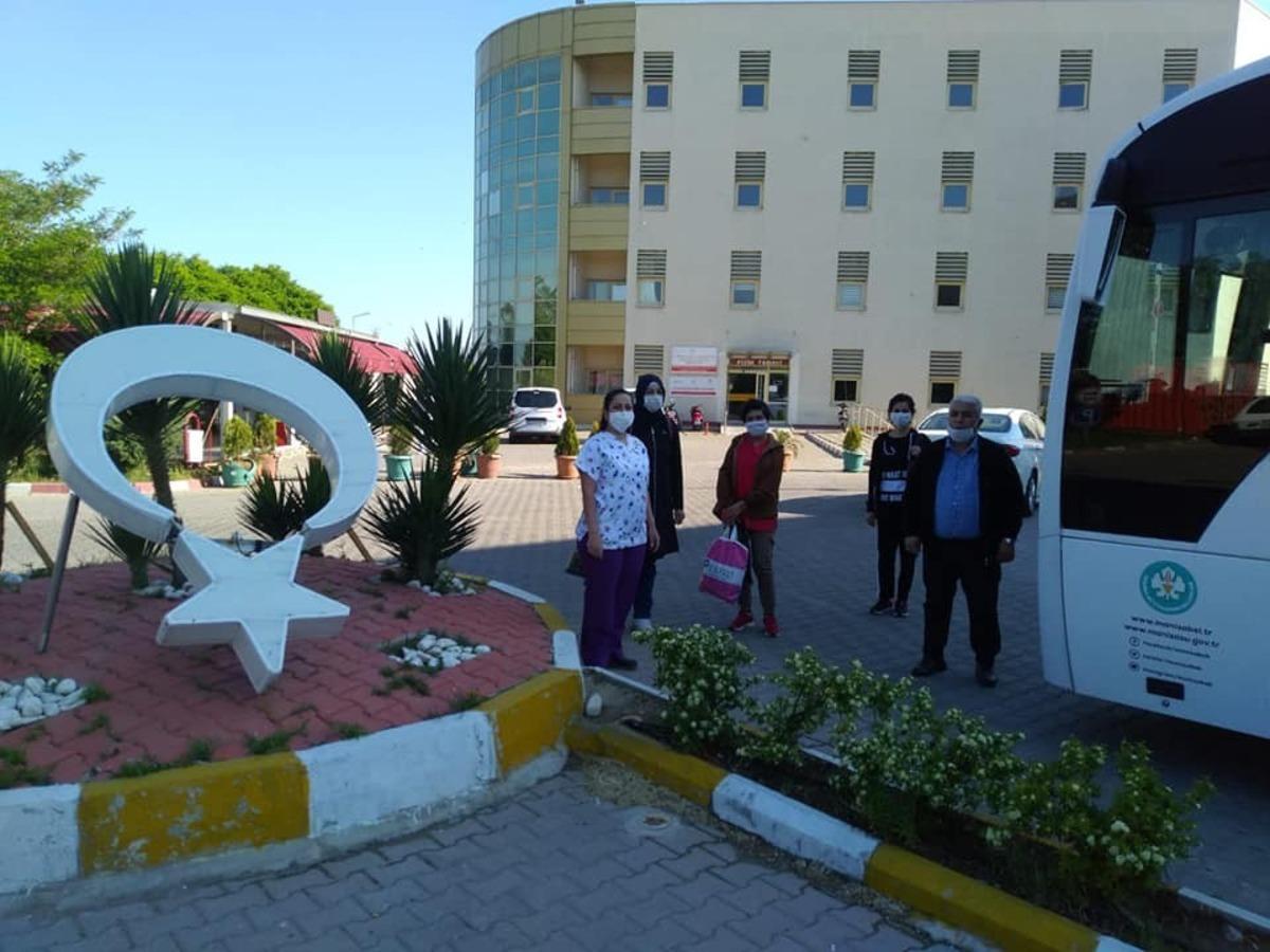 Manisa&rsquo;da sağlık &ccedil;alışanlarına &uuml;cretsiz ulaşım hizmeti