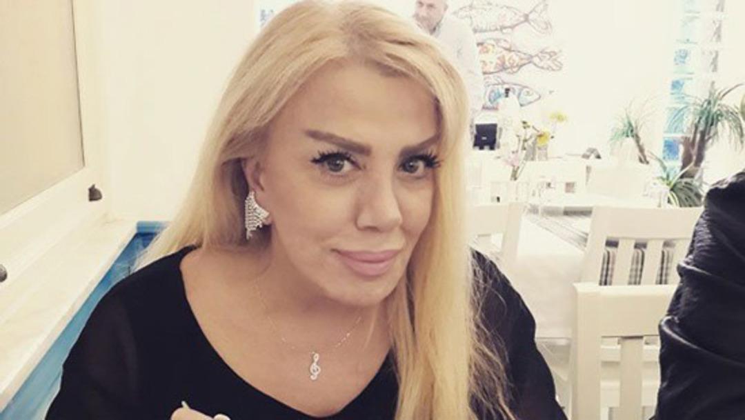 Mine Koşan komşularıyla karakolluk oldu