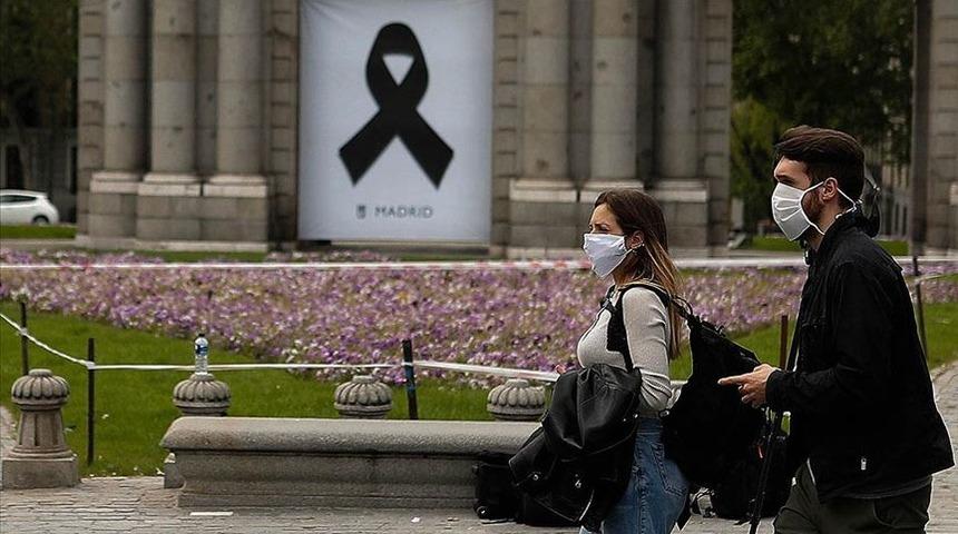 İspanya'da koronavir&uuml;s nedeniyle &ouml;lenlerin sayısı 26 bin 920'ye &ccedil;ıktı