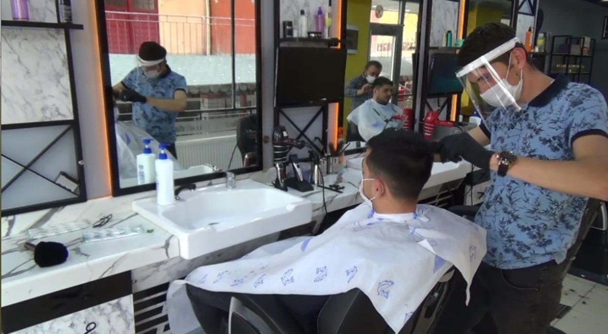 Berberlerde randevu defterleri doldu