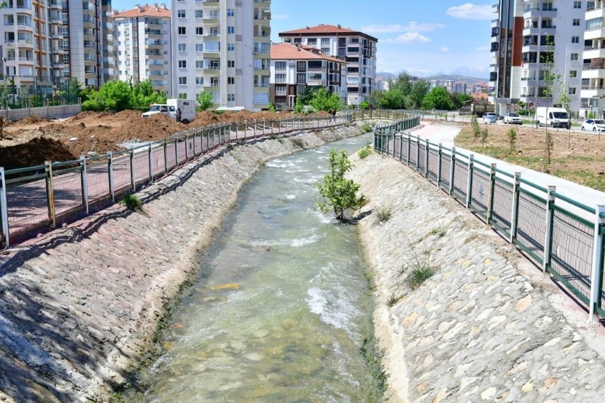 Horata &Ccedil;ayının etrafına yeni yaşam alanları yapılıyor