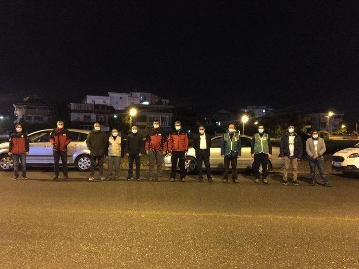 Güvenlik güçlerine sahurda yemek ikramı sürprizi G2