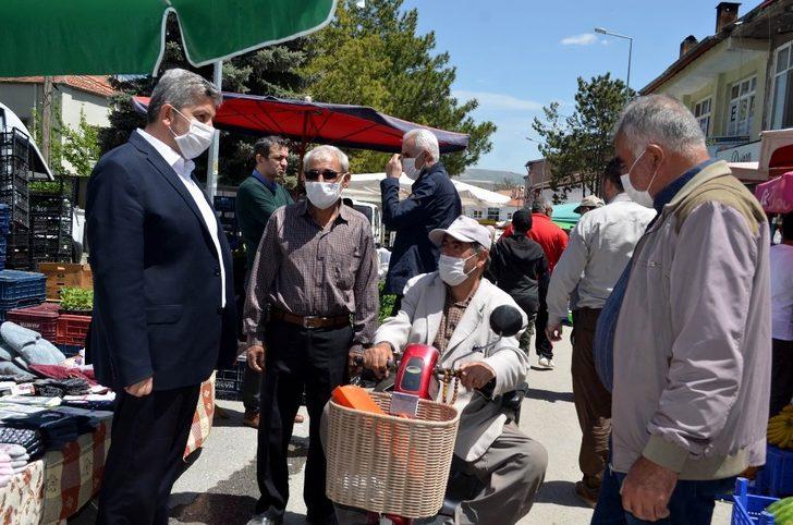Başkan Altun pazar yerinde önlemleri denetledi G3