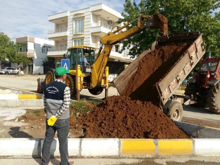 Kavşak ve refüjlerde düzenleme çalışması G1