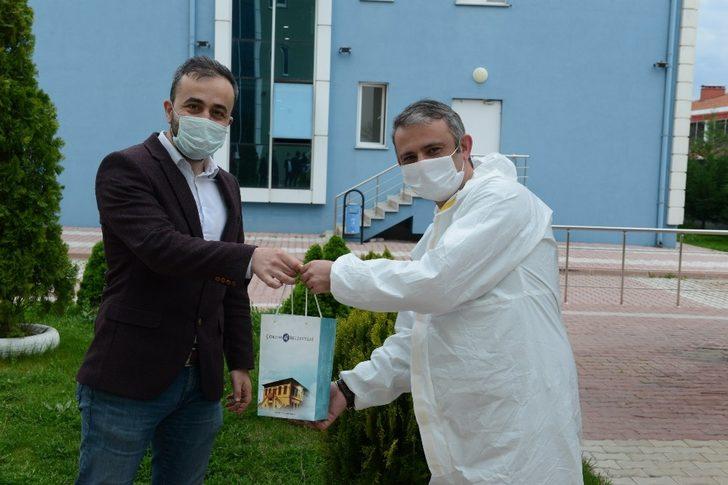 Belediye’den karantinadaki vatandaşlara jest G3