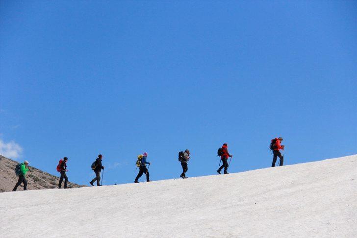 Mercan Vadisi'nin buzul göllerinde ilkbahar güzelliği G5