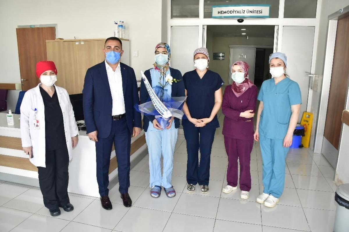 Başkan Erdoğan, hemşirelerin g&uuml;n&uuml;n&uuml; kutladı