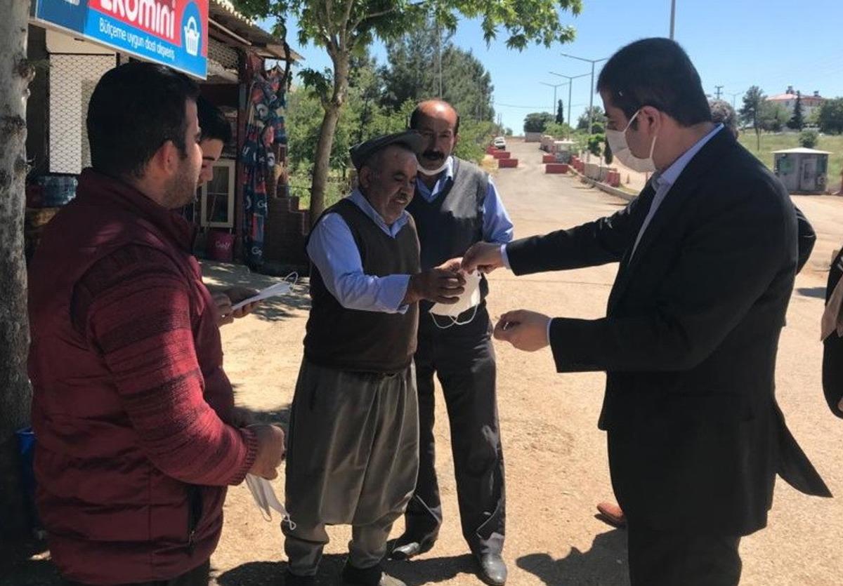 Milletvekili Tutdere, halk ile bir araya gelmeye devam ediyor