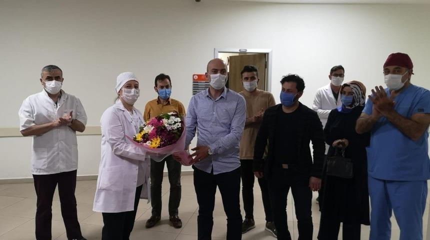 Işık hemşireleri ziyaret etti