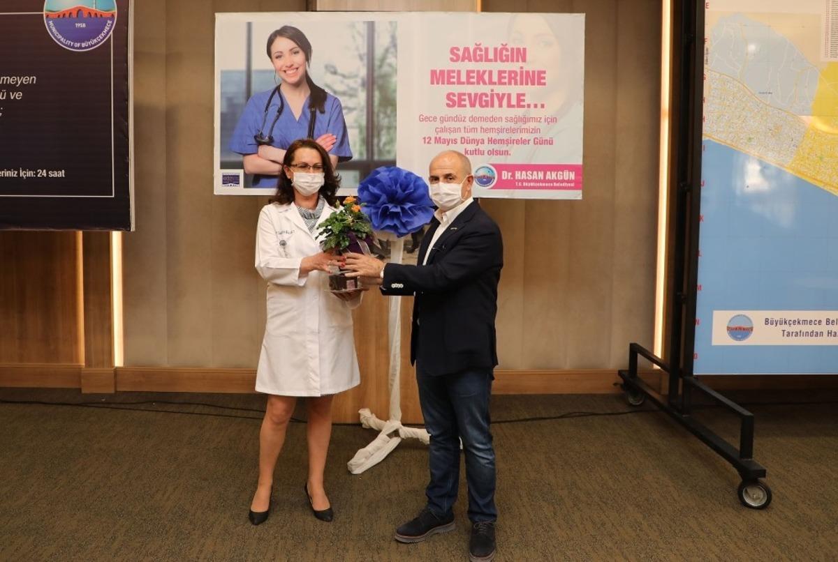 Başkan Akg&uuml;n: &ldquo;Bu b&uuml;y&uuml;k m&uuml;cadelenin ger&ccedil;ek kahramanları sizlersiniz&rdquo;