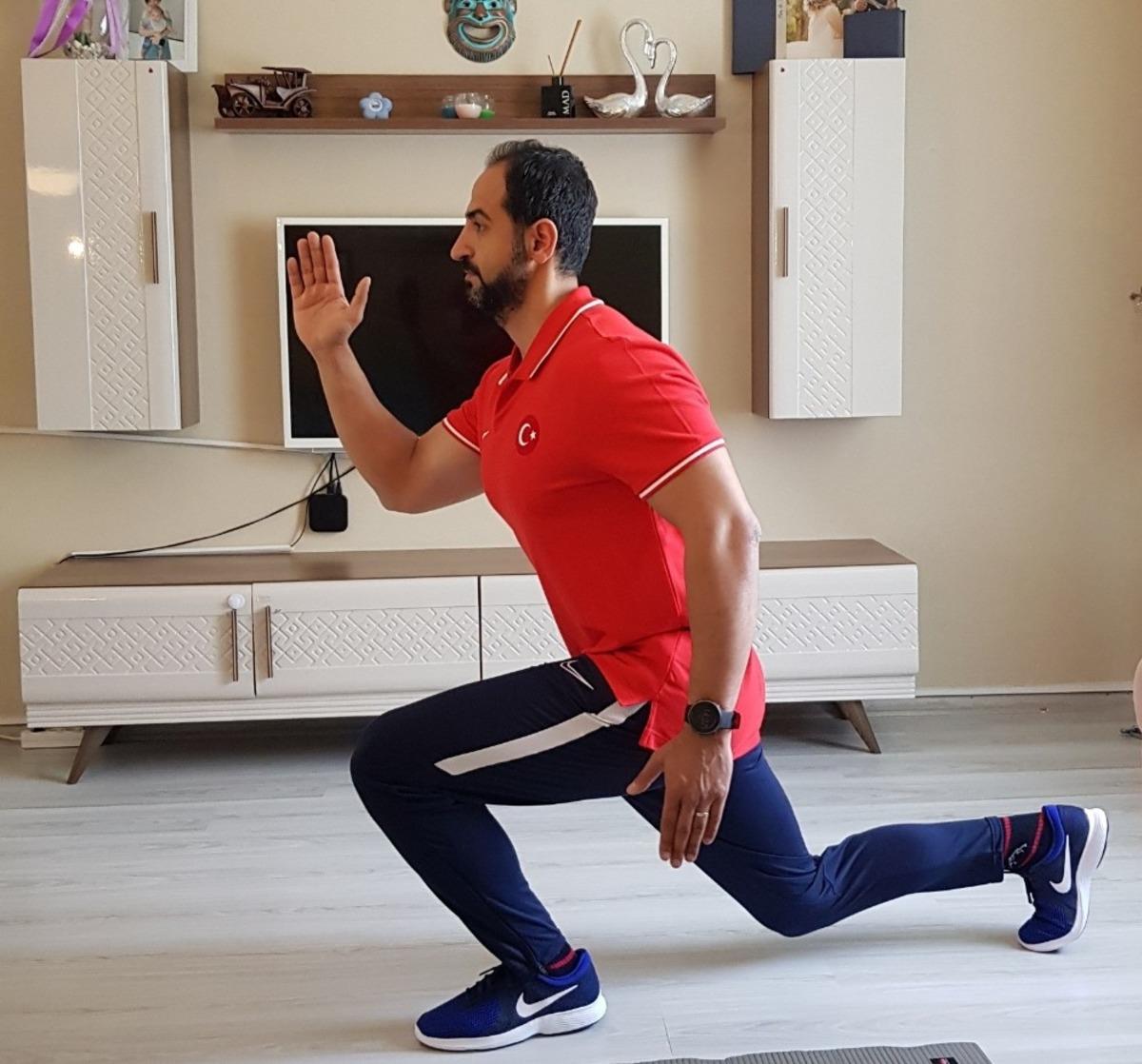 Trakya &Uuml;niversitesi Kırkpınar Spor Bilimleri Fak&uuml;ltesi Dekan Yardımcısı Do&ccedil;. Dr. İsa Sarıoğlu&rsquo;ndan &ldquo;Evde aktif ve sağlıklı kalma&rdquo; &ouml;nerileri