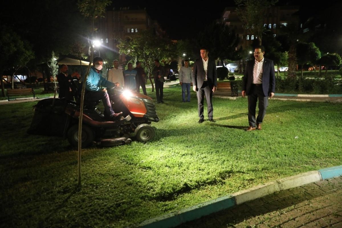 Haliliye parklarında yeşillendirme &ccedil;alışmaları