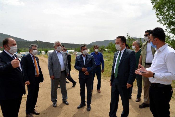 Vali Şentürk, tarım işçileriyle bir araya geldi G4