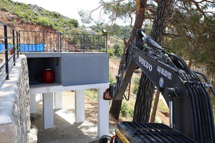 Uydu üzerinden ve sahada tespit edildi, belediye yıkıma başladı G5