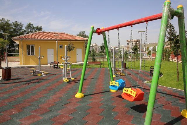 Karaköprü’de Engelsiz Park’ın yapım çalışmalarında sona gelindi