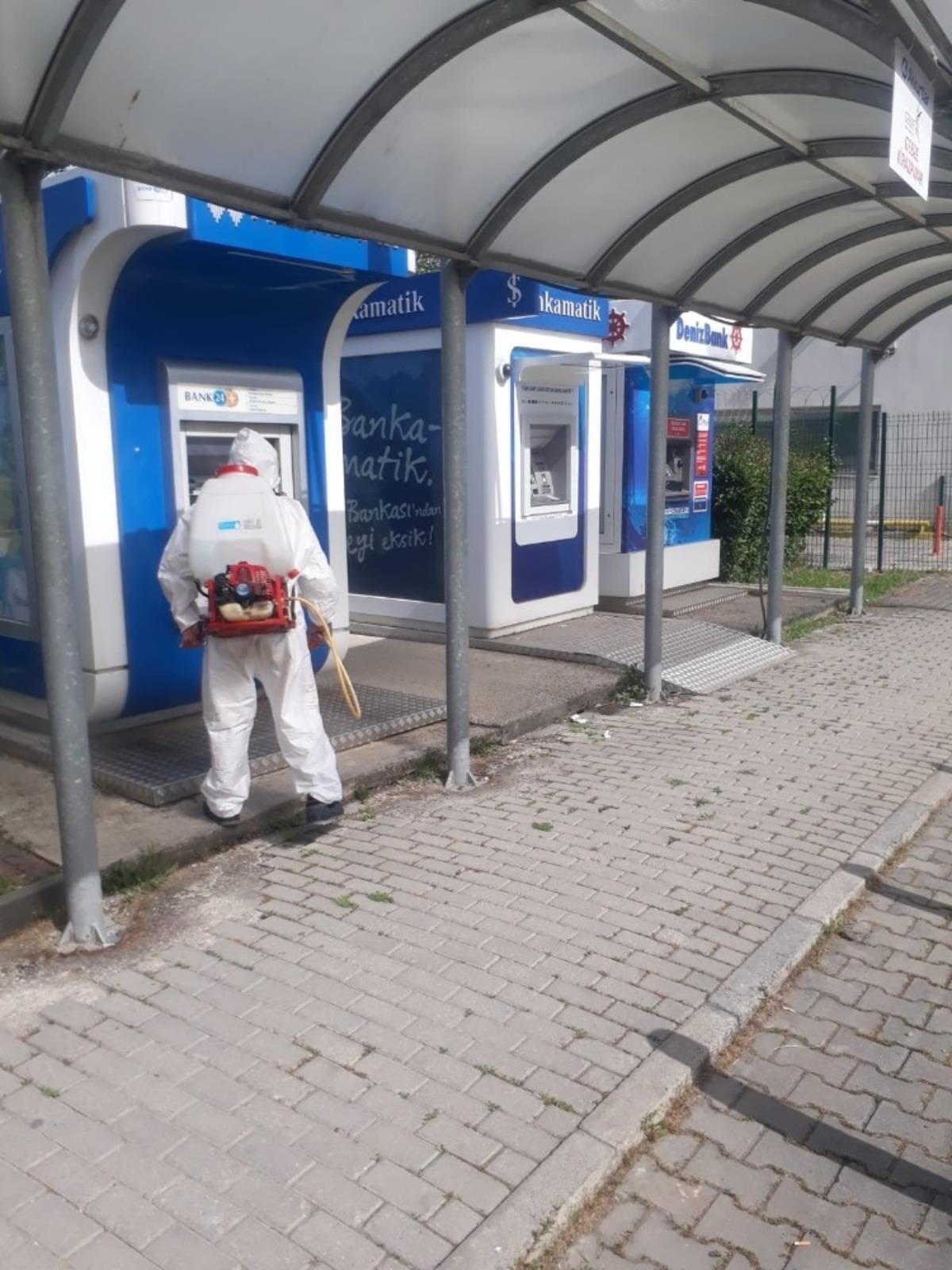 Gebze&rsquo;de dezenfektasyon &ccedil;alışmaları s&uuml;r&uuml;yor