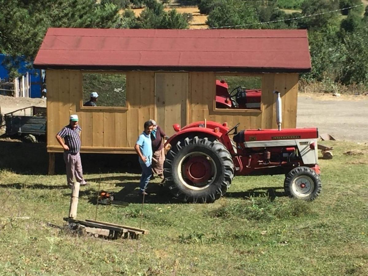 Muhtardan yemekhane sorununa seyyar &ccedil;&ouml;z&uuml;m