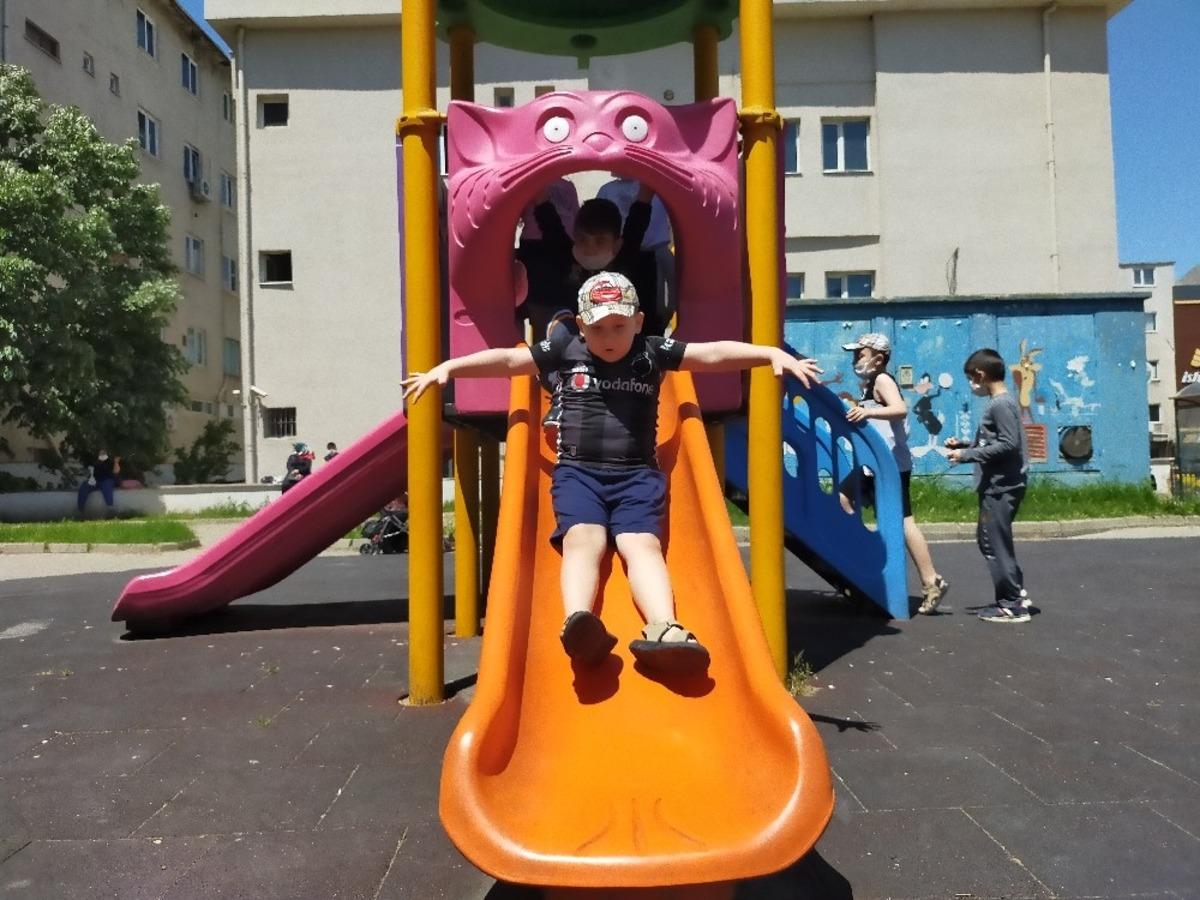 Edirne&rsquo;de parklar yeniden cıvıl cıvıl