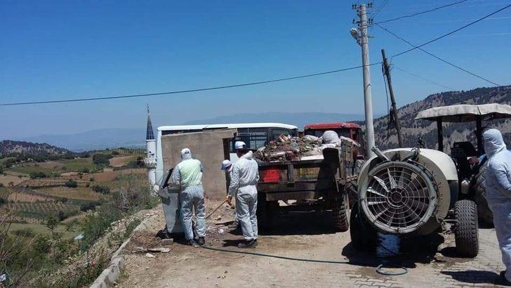 Karantinaya alınan mahalle dezenfekte edildi G1