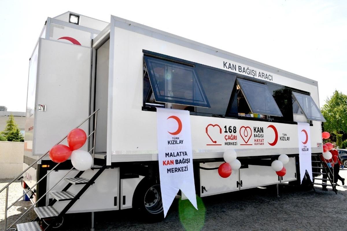 Kızılay&rsquo;dan Malatya&rsquo;ya yeni mobil kan bağışı aracı