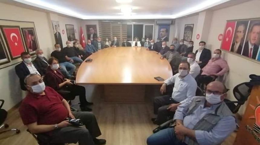 Söke AK Parti yönetimi görev dağılımı yaptı